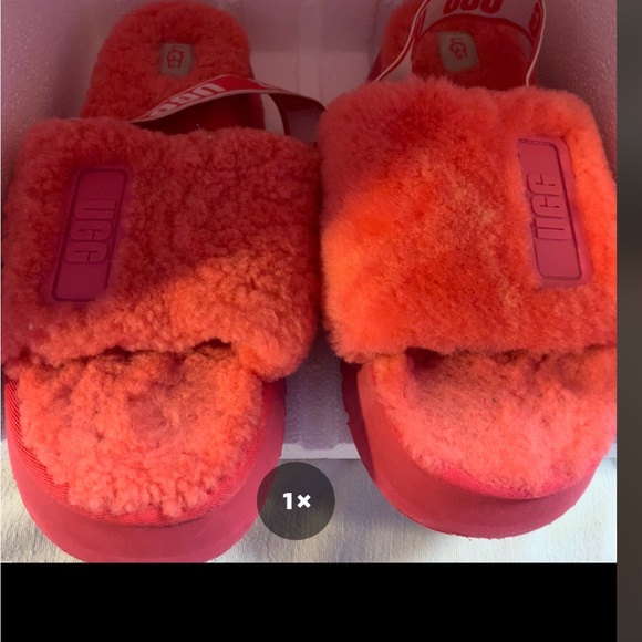 Preloved Ugg Slippers - Picture 3 of 4